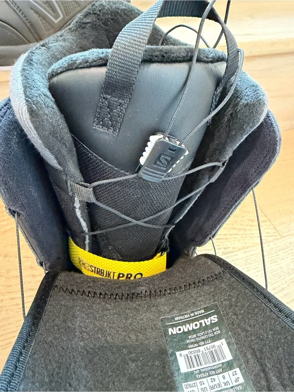 Salomon Ivy Black Women’s Snowboard Boots with Dial Lacing